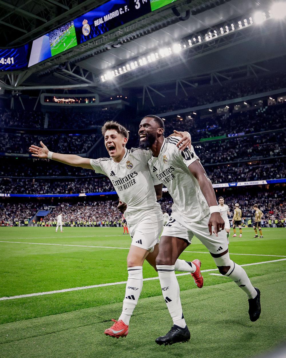 惊天逆转！皇马连追三球实现绝地反击，技术认为为什.